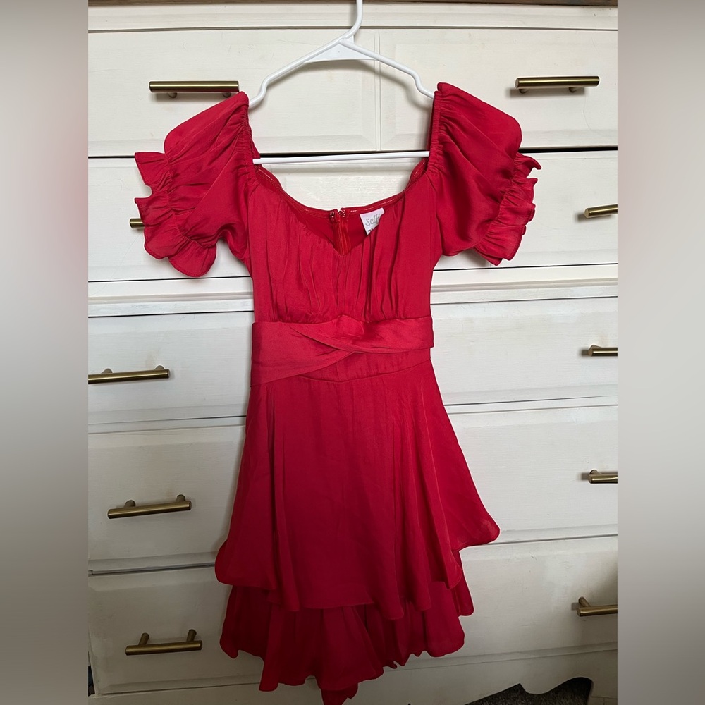 Selfie Leslie romper